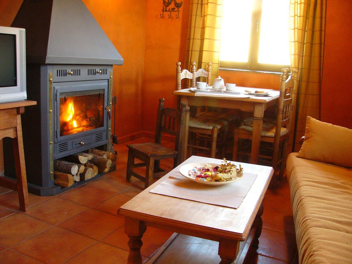 Apartamentos Turisticos La Alqueria De Valverde Valverde De Los Arroyos Exteriér fotografie